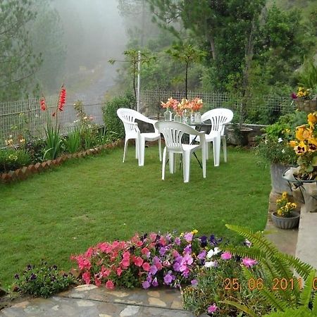 Hotel The Club Nine Mukteshwar Exterior photo